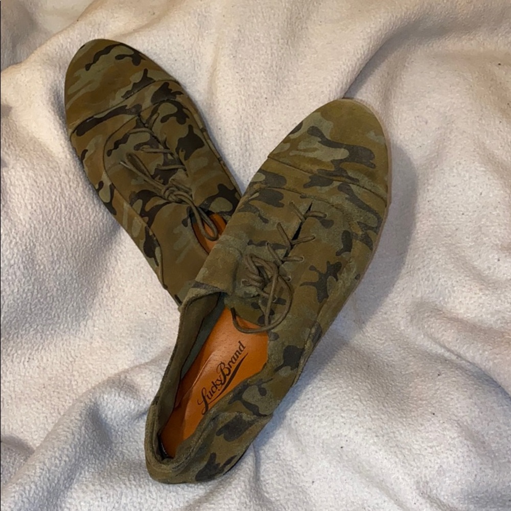 Lucky Brand 🍀 Camo Sneakers